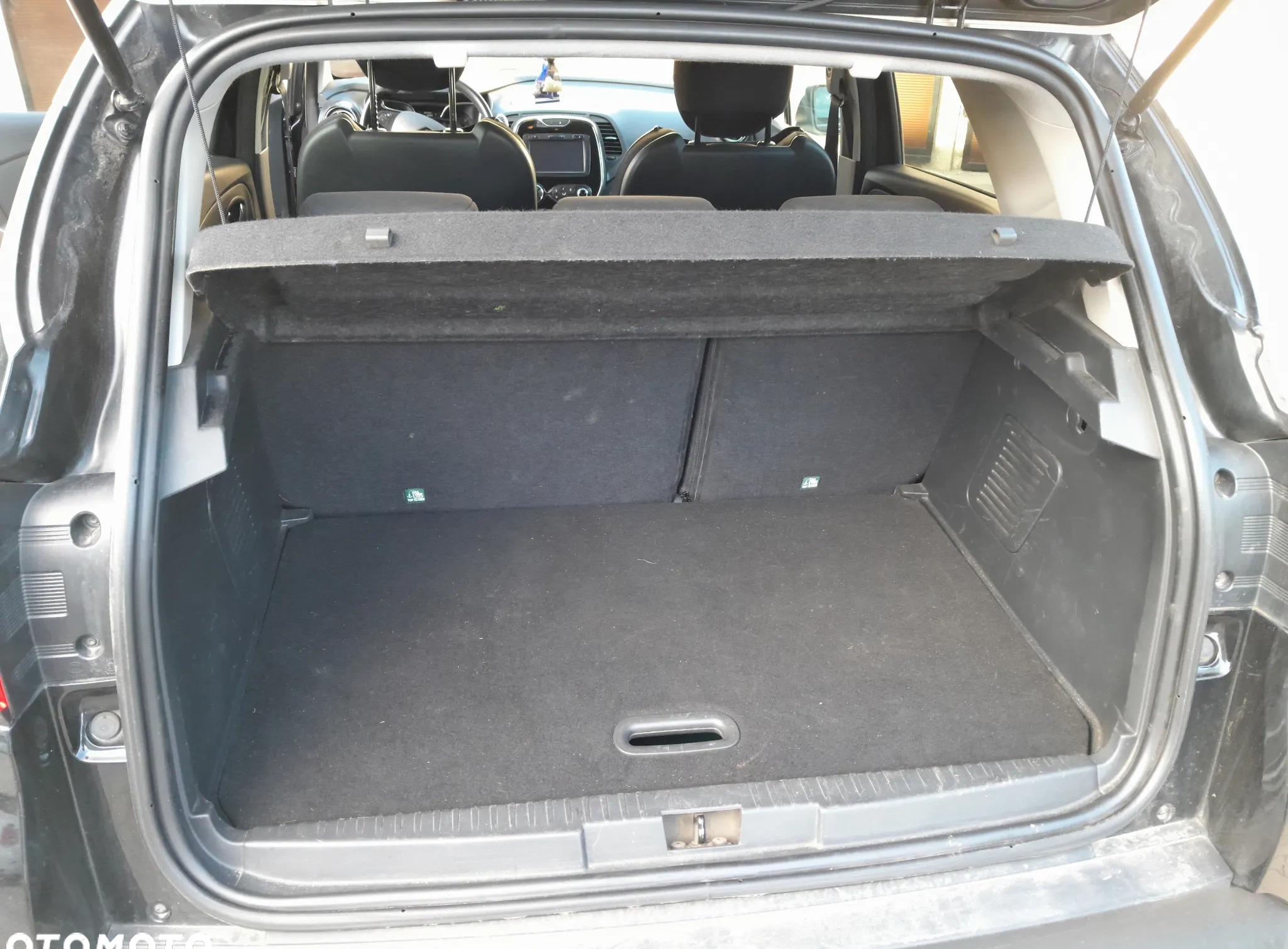 Renault Captur cena 37000 przebieg: 108130, rok produkcji 2015 z Oleszyce małe 106